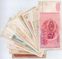 Jugoszlávia 1955-1994. 20db klf bankjegy T:III-,IV
Yugoslavia 1955-1994. 20pcs of various banknotes...