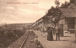 Deliatyn, Delatin, Delatyn; Railway station, girl playing on the railways (EK)