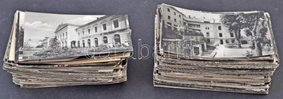 Kb. 350 db MODERN főleg magyar városképes lap / Cca. 350 MODERN mostly Hungarian town-view postcards