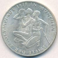 NSZK 1972F 10M Ag "Olimpia-München / Atléták" T:2 kis ph.
FRG 1972F 10 Mark Ag "Olym...
