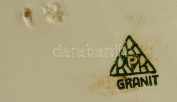 Gránit virágmintás fali tál, 2 db, egyiken hajszálrepedéssel, d: 23 cm