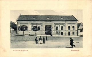 Bánffyhunyad, Huedin; Községháza, Müller Sándor asztalos, Diamantstein Nándor könyvekereskedése, W. L. Bp. 7086., Hirschfeld Ferencz kiadása / carpenter, book shop and printing house (EK)