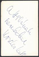 Kovács Kati (1944-) aláírása egy őt ábrázoló fotó hátoldalán, 9x6 cm