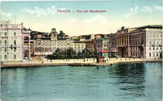 Trieste, Riva del Mandracchio / port