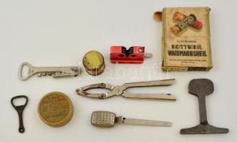 Régi dobozok (3 db), retro teaszűrű, diótörő, bornyitó, stb, összesen:9 db