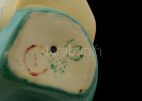 Hollóházi olvasó fiú, kézzel festett, jelzett, hibátlan, m:8 cm