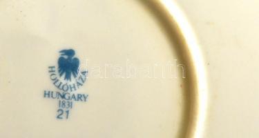 Hollóházi tortatál, matricás, jelzett, enyhén kopott aranyozás, d: 32 cm