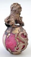 Rodonit gömb, oroszlános fém foglalatban. m: 6 cm