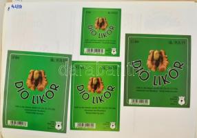 Több száz, kb 500 darabos likőrcímke gyűjtemény, szépen rendezetten lapokra ragasztva. Mind különböz...