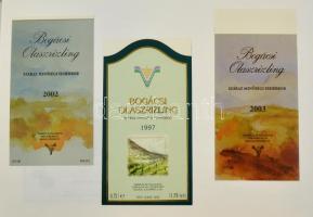 Kb 200 darabos, nagyrészt a bükkaljai borvidékről származó borcímke gyűjtemény.  szépen rendezetten ...