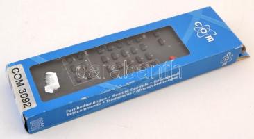 Univerzális távirányító, eredeti dobozában