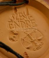 Ligeti Erika (1934-2004): Kovács Margit. Kerámia plakett, réz lemezzel, jelzett, átfűzve, kopott, d:...