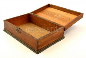 Intarziás fa doboz" Emlék felirattal", apró hibákkal, kulcs nélkül, 27×18 cm, m:8 cm