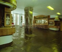 1973 Budapesti mozikban készült negatívok tétele (Vörösmarty, Tanács és egy meghatározandó mozi), 12...