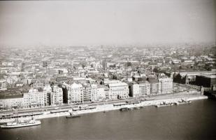 1966 Budapesti panoráma felvételek, 6 db vintage negatív Kotnyek Antal (1921-1990) fotóriporter hagy...