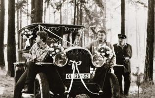 cca 1930 Különféle automobilokat ábrázoló negatívok tétele, 6 db szabadon felhasználható vintage neg...