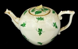 Herendi hiányos étkészlet és teás készlet, kézzel festett, jelzett, kopott, rózsákon apró lepattanás...