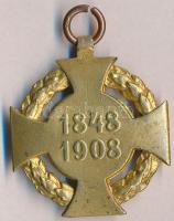 1908. "Katonai Jubileumi Kereszt" aranyozott Br kitüntetés mellszalag nélkül T:2-
Hungary...