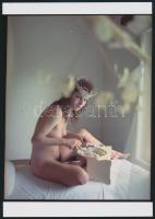 cca 1984 Villásreggeli két felvétel között, szolidan erotikus fénykép, korabeli negatívról készült mai nagyítás, 25x18 cm / erotic photo, 25x18 cm