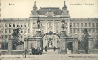 Pécs hadapród iskola