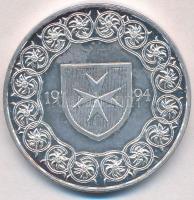 1994. "A remény kapujában 1989. XI. II. - Zugliget" ezüstözött fém emlékérem tokban (42mm)...