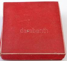 Nagy István János (1938-) 1978.01.06. "A Magyar Korona hazatérte emlékére" Br emlékplakett...