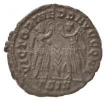 Római Birodalom / Siscia / Constans Kr. u. 347-348. AE Follis (1,27g) T:2
Roman Empire / Siscia / C...