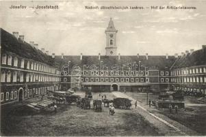Jaromer, Josefov, Josefstadt; Nadvori delostreleckych kasaren / Hof der Artilleriekaserne / artillery military barracks