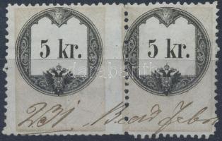 1858 5kr illetékbélyeg párban középen eltolódott fogazással