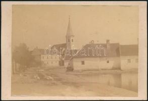 cca 1900 Köpcsény, templom, utcakép, kartonra kasírozva, 10x14 cm / Kittsee, church, street, 10x14 cm