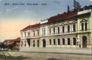 Bród, Brod na Savi, Slavonski Brod; posta épület, vízhordó szekér, D. Cekic üzlete / post office, water carriage, shop