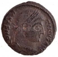 Római Birodalom / Siscia / I. Constantinus 328-329. AE Follis (3,2g) T:2- Roman Empire / Siscia / Constantine I 328-329. AE Follis CONSTAN-TINVS AVG / PROVIDEN-TIAE AVGG - ASIS double crescent (3,2g) C:VF RIC VII 214.