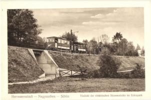 Nagyszeben, Sibiu, Hermannstadt; Villamos viadukt az Erlen parkban. Jos. Drotleff és Emil Fischer kiadása / Viadkut der elektrischen Strassenbahn / tram viaduct in the park