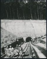 cca 1984 Dubicsány, épül a borsodi szénmedence legnagyobb bányája, (2 db vintage fotó, egy kép mai nagyítás), 22x18 cm