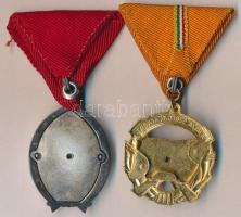 1954. "Munka Érdemrend" ezüst fokozata, ezüstözött Br kitüntetés mellszalagon + 1964. &quo...