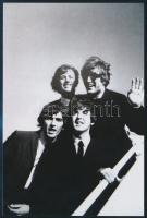 cca 1965 Beatles együttes, Fekete György (1904-1990) budapesti fényképész hagyatékában fellelt repró negatív mai nagyítása, 18x12 cm