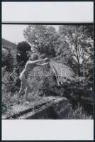cca 1979 Ruha nélkül - szabadon, 13 db vintage negatívról készült mai nagyítás, 15x10 cm / 13 erotic...