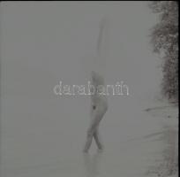 cca 1978 Szép lányok szép felvételei, 13 db szolidan erotikus vintage negatív, 6x6 cm