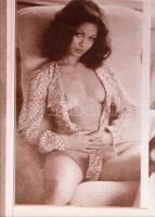 cca 1970 Szolidan erotikus fényképek negatívja, Fekete György (1904-1990) budapesti fényképész hagya...