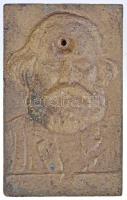 DN Karl Marx portréját ábázoló, aranyozott Br plakett, hátoldalán felfüggesztést segítő lyuk (81x130...