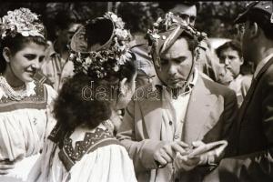 1949 Budapest, Világ Ifjúsági Találkozó (VIT), 33 db vintage negatív Kotnyek Antal (1921-1990) fotór...