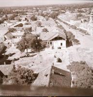 cca 1968 Kecskeméti utcák, házak, látképek, 13 db vintage negatív Medgyesi László hagyatékából, 6x6 ...