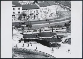 cca 1970 Budapest, Moszkva téri átépítés, 2 db vintage negatívról készült mai nagyítás, 25x18 cm