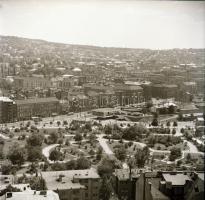 cca 1968 Budapesti városképek, 21 db szabadon felhasználható vintage negatív, 6x6 cm