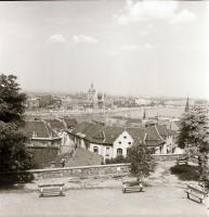 cca 1968 Budapesti városképek, 21 db szabadon felhasználható vintage negatív, 6x6 cm