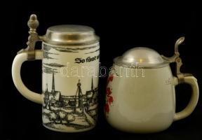 Jelzett fém tetős német korsó ( 2db), mázas porcelán, hibátlan, m:15 és 17 cm