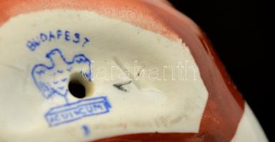 Aquincumi cipőfűző porcelán kisfiú, kézzel festett, jelzett, hibátlan, m: 10 cm