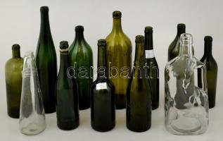12 db régi üveg palack, jó állapotban, főleg Dreher sörös palackok, m:17-29 cm