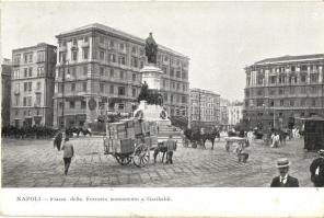 Naples, Napoli; Piazza della Ferrovia, monumento a Garibaldi / railway station, square, Garibaldi statue (EK)