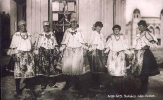Mohács Sokácz népviselet Foto AK